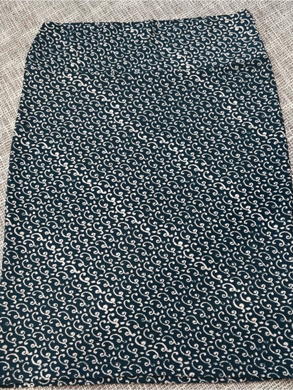LuLaRoe Navy and White Swirl Pencil Skirt